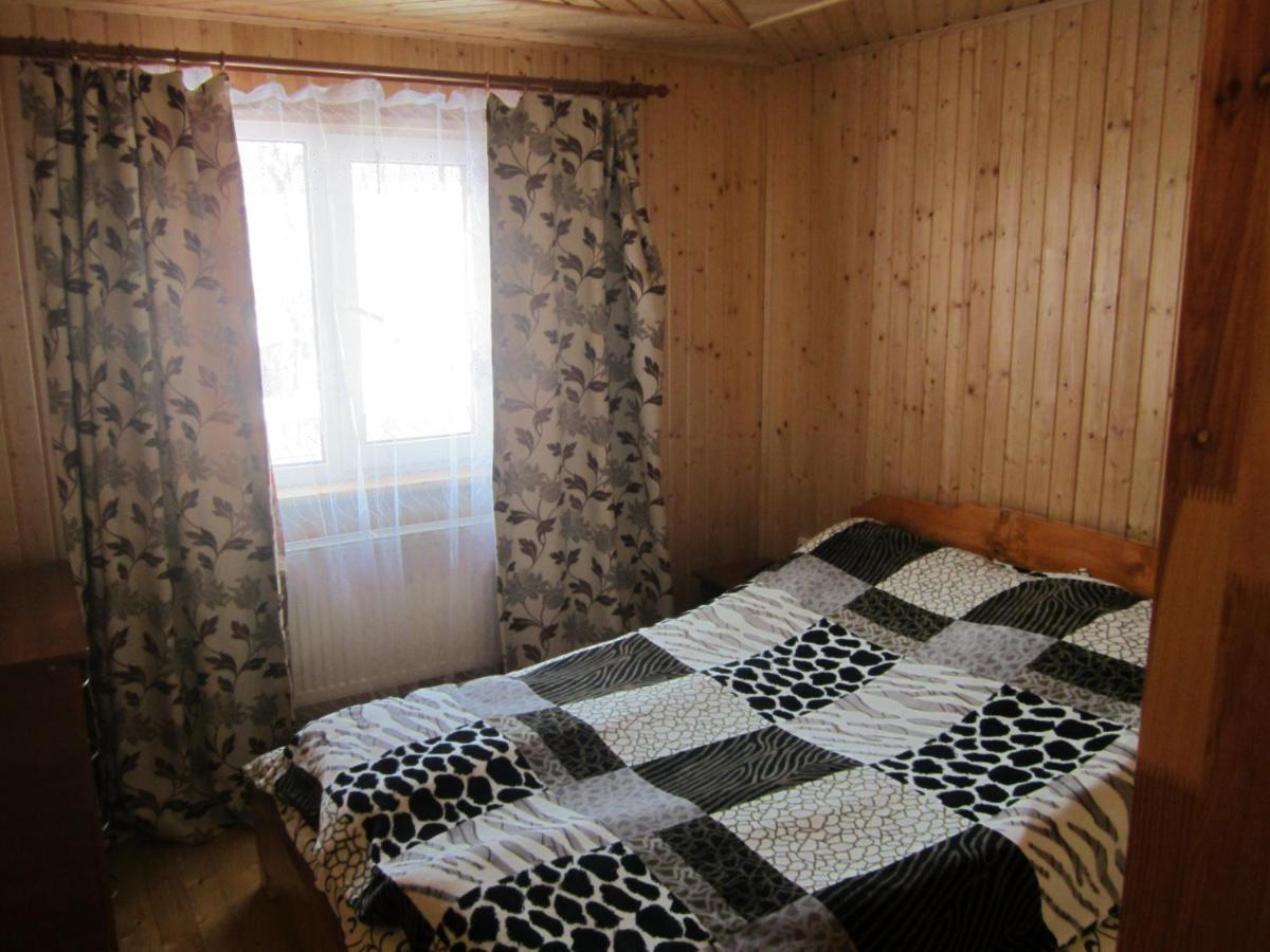Базилік Hotel ยาเรมชา ภายนอก รูปภาพ