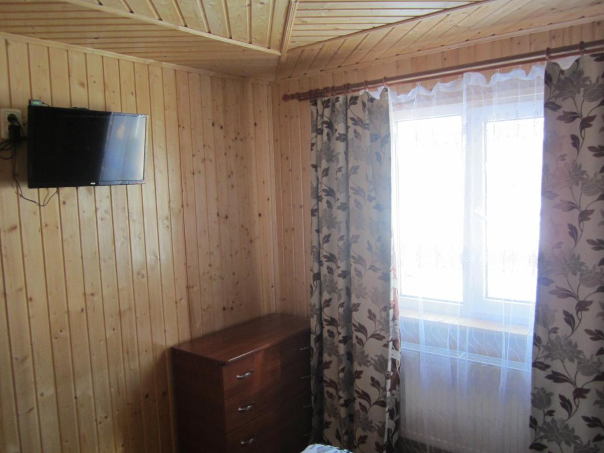 Базилік Hotel ยาเรมชา ภายนอก รูปภาพ