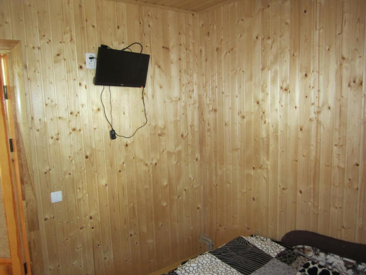Базилік Hotel ยาเรมชา ภายนอก รูปภาพ