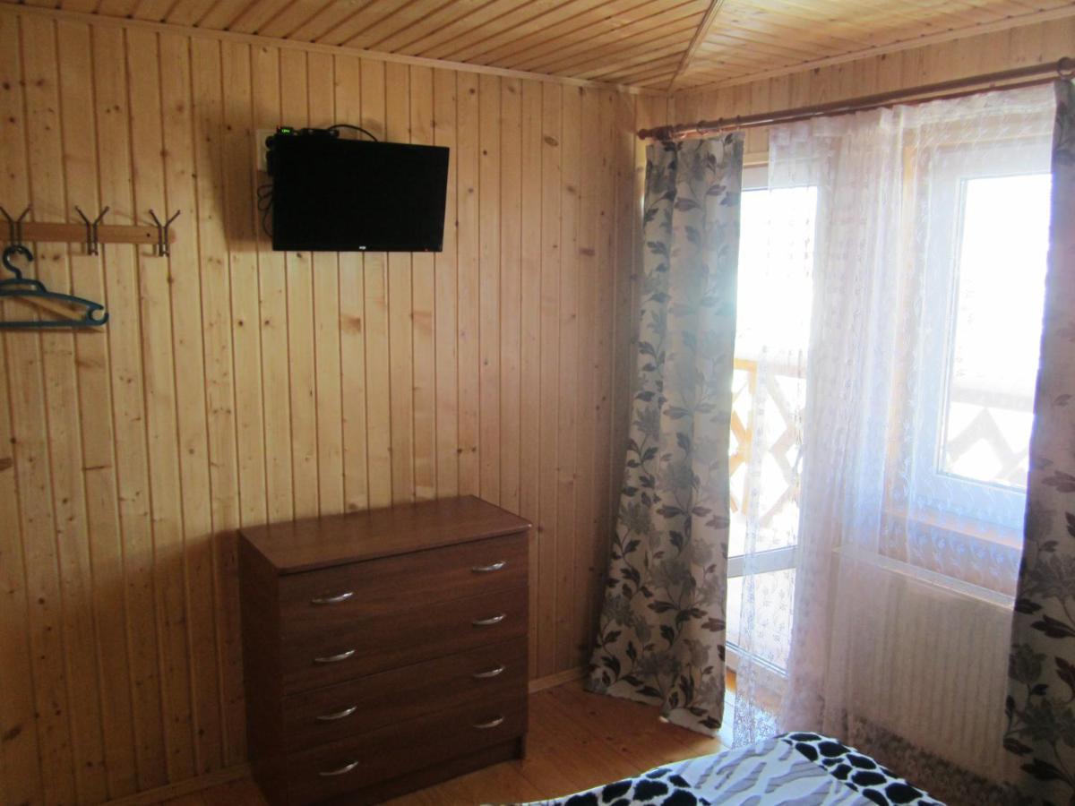 Базилік Hotel ยาเรมชา ภายนอก รูปภาพ