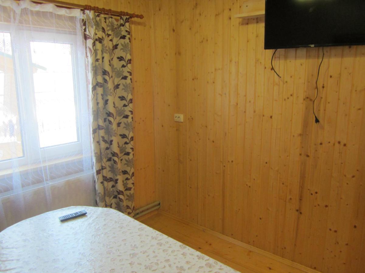 Базилік Hotel ยาเรมชา ภายนอก รูปภาพ