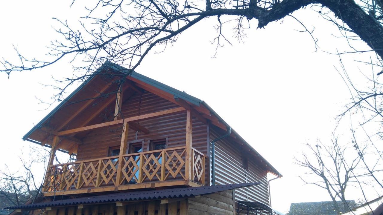 Базилік Hotel ยาเรมชา ภายนอก รูปภาพ
