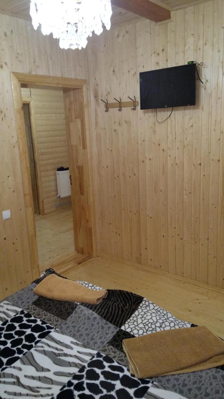 Базилік Hotel ยาเรมชา ภายนอก รูปภาพ
